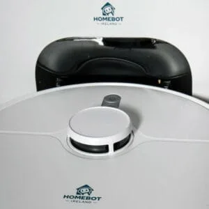 HomeBot-Dottie-Robot-Vacuum-and-Mop-Close-up